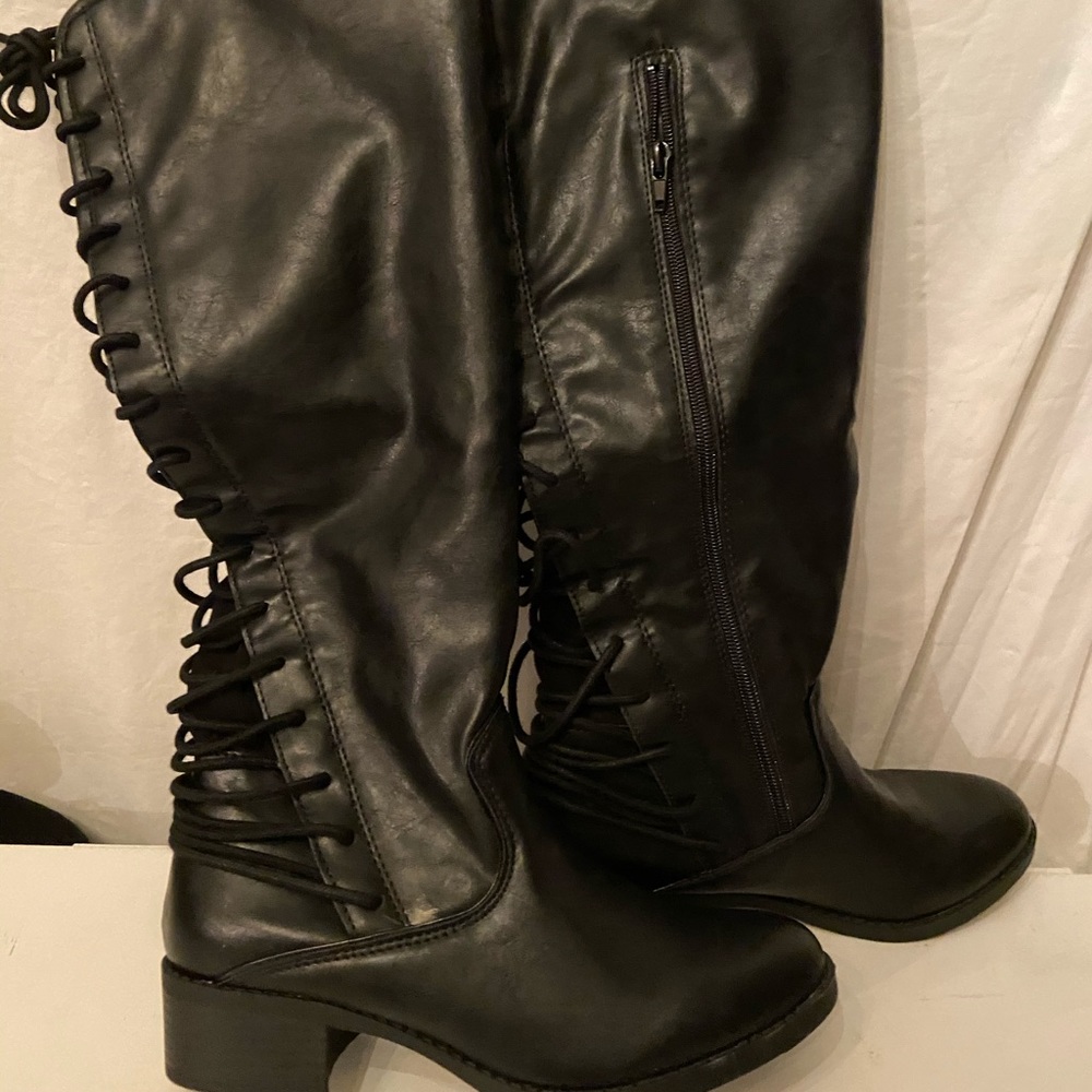 S&M black knee high boots size 7